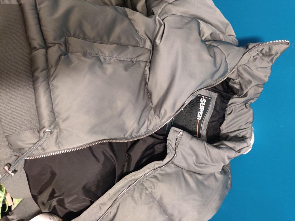 Doudoune Superdry, Enlèvement, Comme neuf, Gris