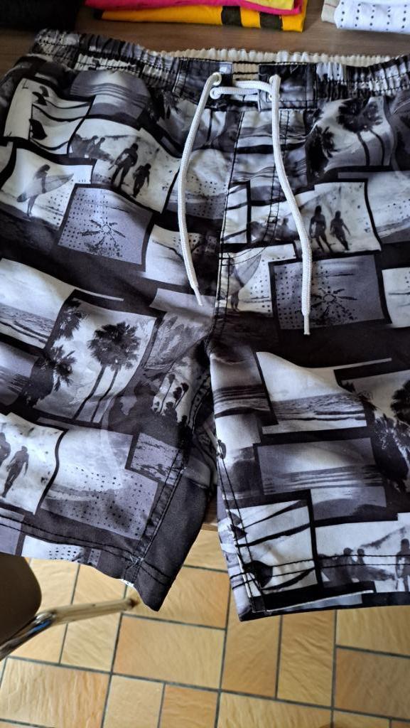 2 zwemshorts heren small, Enlèvement ou Envoi, Taille 46 (S) ou plus petite, Short de bain
