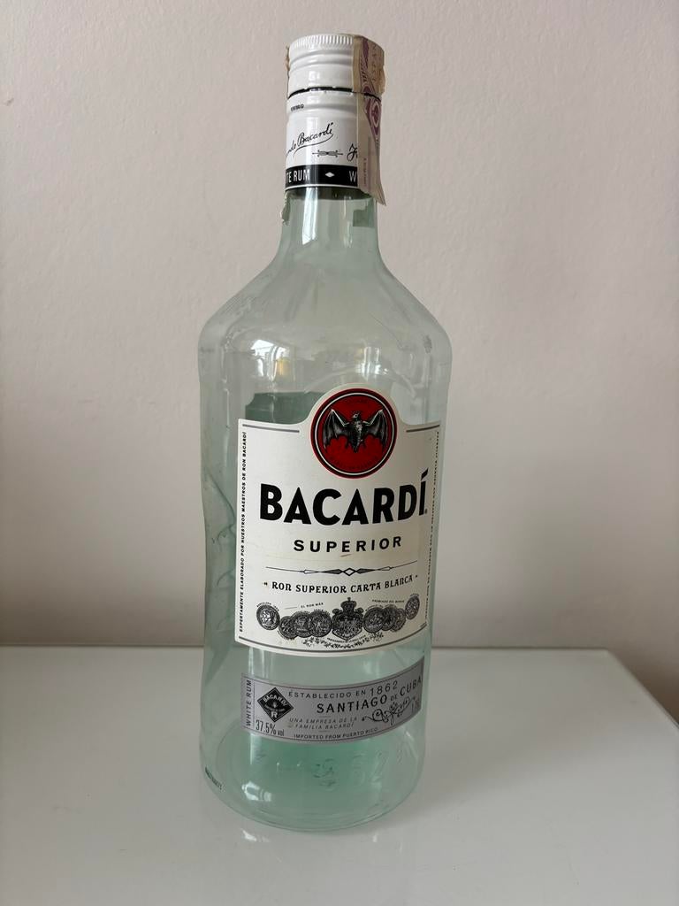 Bacardi fles plastic 1.75L - groot - leeg!, Verzamelen, Merken en Reclamevoorwerpen, Ophalen of Verzenden, Zo goed als nieuw, Verpakking