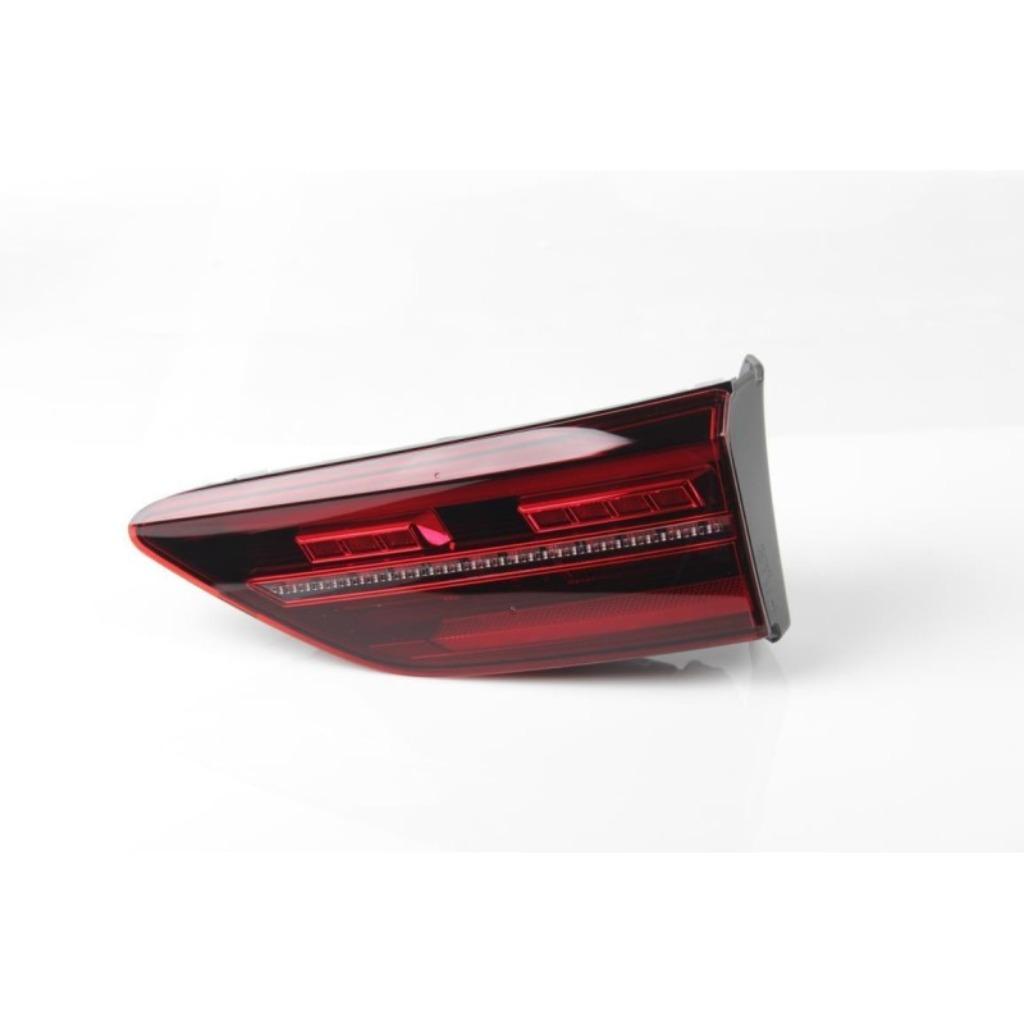 FEU ARRIERE INTERIEUR DROIT FULL LED VW GOLF 8 (20-23), Enlèvement ou Envoi