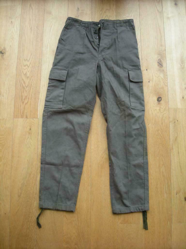 Duitse legerbroek Bundeswehr olijfgroen, Verzamelen, Militaria | Algemeen, Landmacht, Kleding of Schoenen, Ophalen of Verzenden