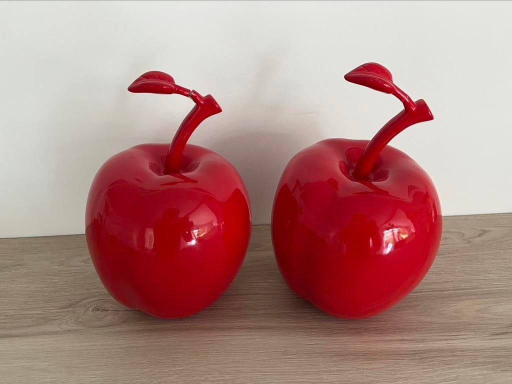 Rode decoratieve appels, Ophalen, Zo goed als nieuw