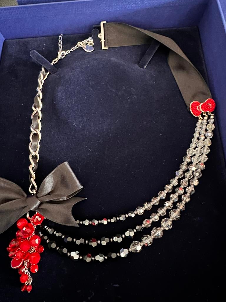 Swarovski ketting, Ophalen, Zo goed als nieuw