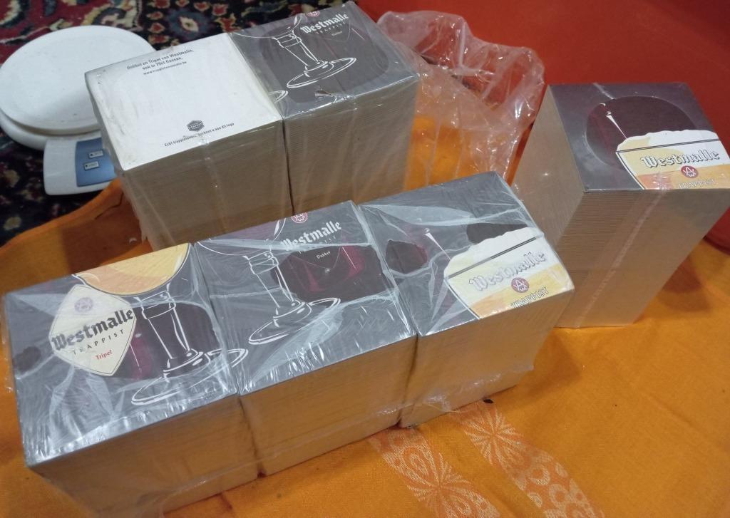 pak van 6x100 bierviltjes bierkaarten westmalle, Verzenden, Nieuw, Viltje(s)