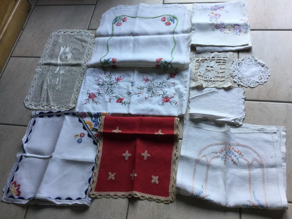TISSUS AVEC BRODERIES  FAITES MAIN/DIVERS USAGES, Enlèvement ou Envoi