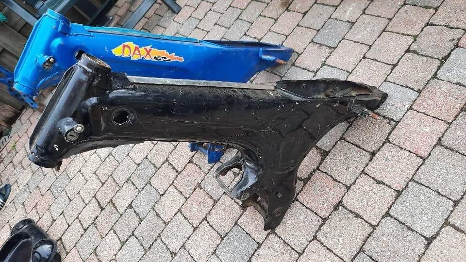 dax kader zonder papieren 40€, Fietsen en Brommers, Ophalen, Gebruikt, Frame, Honda