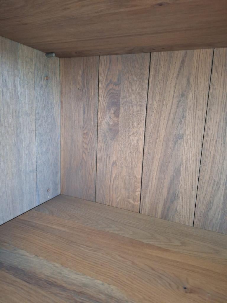 Vitrinekast eik B 148 x H 210 x D 48/36, Ophalen, Zo goed als nieuw, Glas