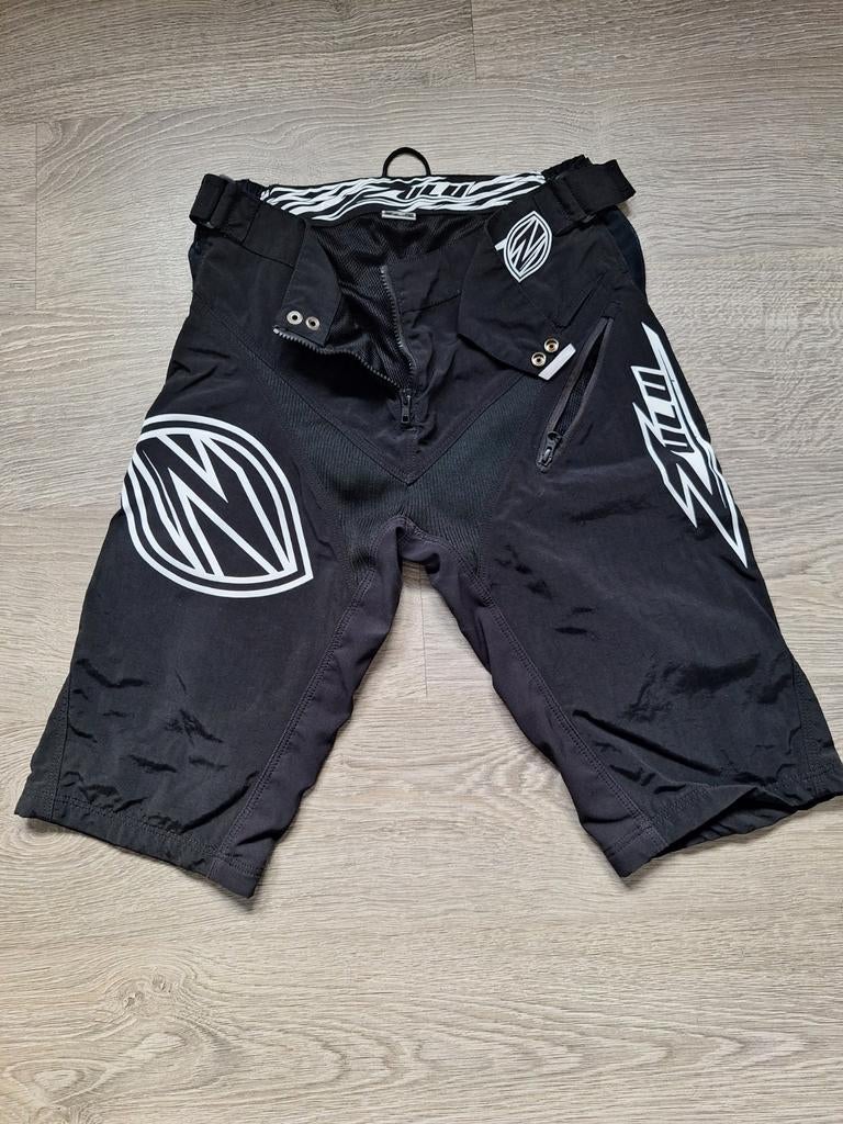 pantalon BMX Zulu taille A32, Enlèvement ou Envoi, Utilisé