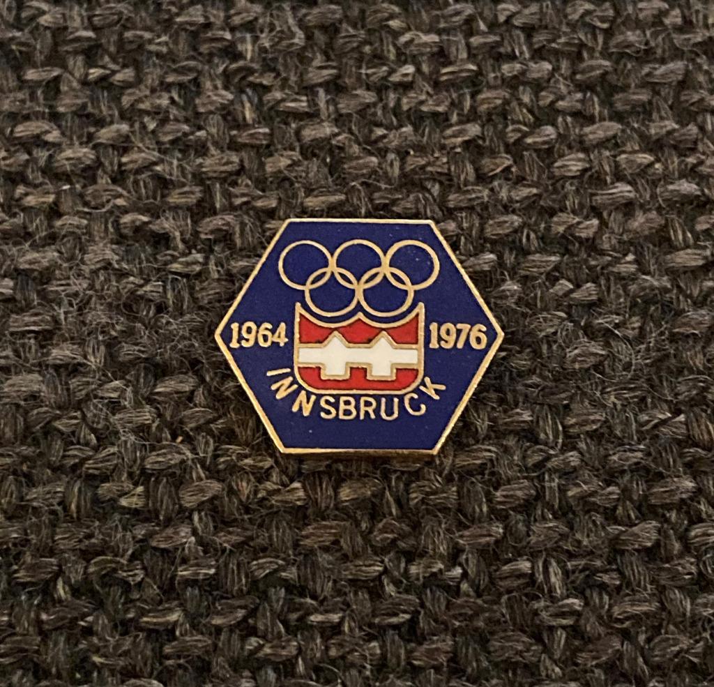 PIN - INNSBRUCK - OLYMPISCHE SPELEN - JEUX OLYMPIQUES, Verzenden, Gebruikt, Sport, Speldje of Pin