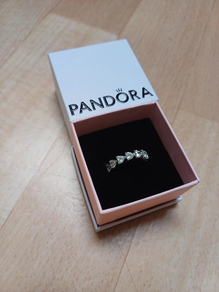 Nieuwe Pandora ring, Handtassen en Accessoires, Ringen, Nieuw, Ophalen of Verzenden, Dame, Zilver
