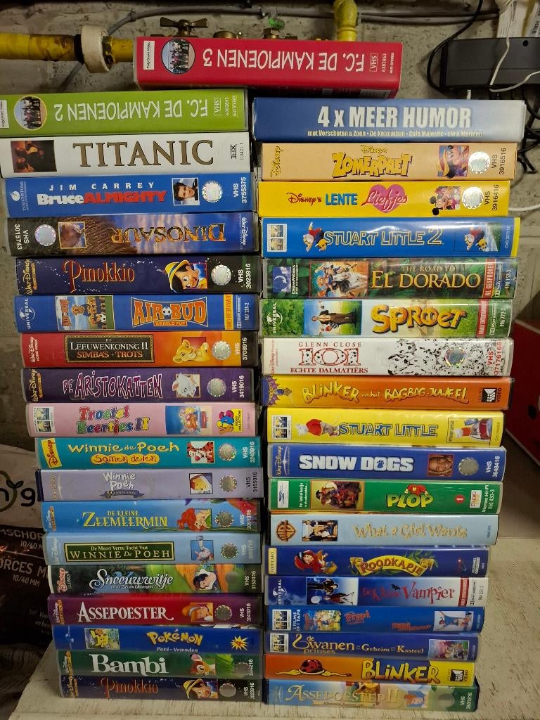 37 videocassettes, Cd's en Dvd's, VHS | Kinderen en Jeugd, Ophalen, Zo goed als nieuw, Tekenfilms en Animatie, Tekenfilm