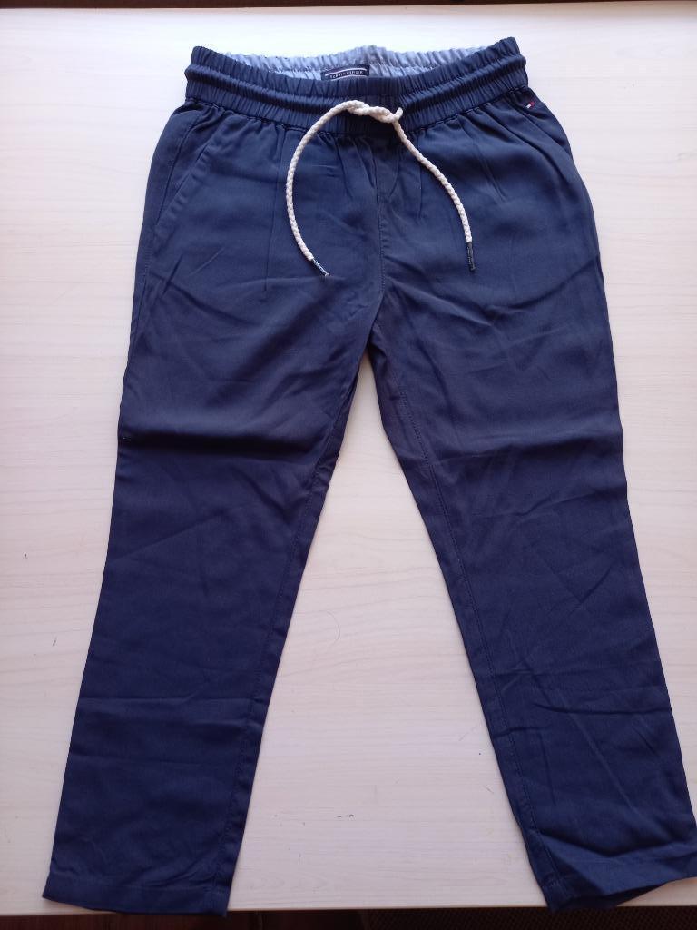 Merkkleding, broek Tommy Hilfiger maat 104 meisje, Kinderen en Baby's, Broek, Meisje, Nieuw, Ophalen of Verzenden