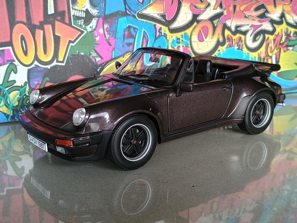 Porsche 930 Turbo Cabrio Norev 1/18 --ÉTAT NEUF--, Enlèvement ou Envoi, Comme neuf, Voiture, Norev