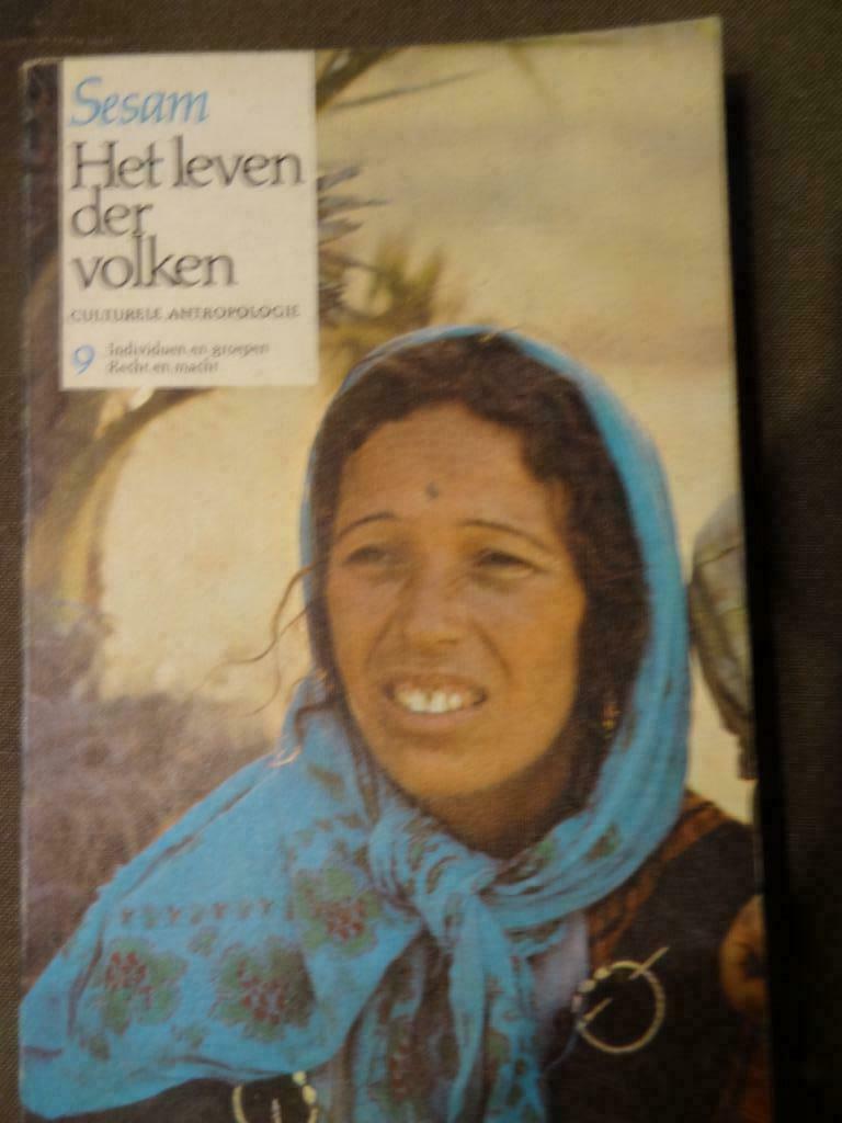 Het leven der volken. Culturele antropologie, Boeken, Overige Boeken, Gelezen, Ophalen of Verzenden