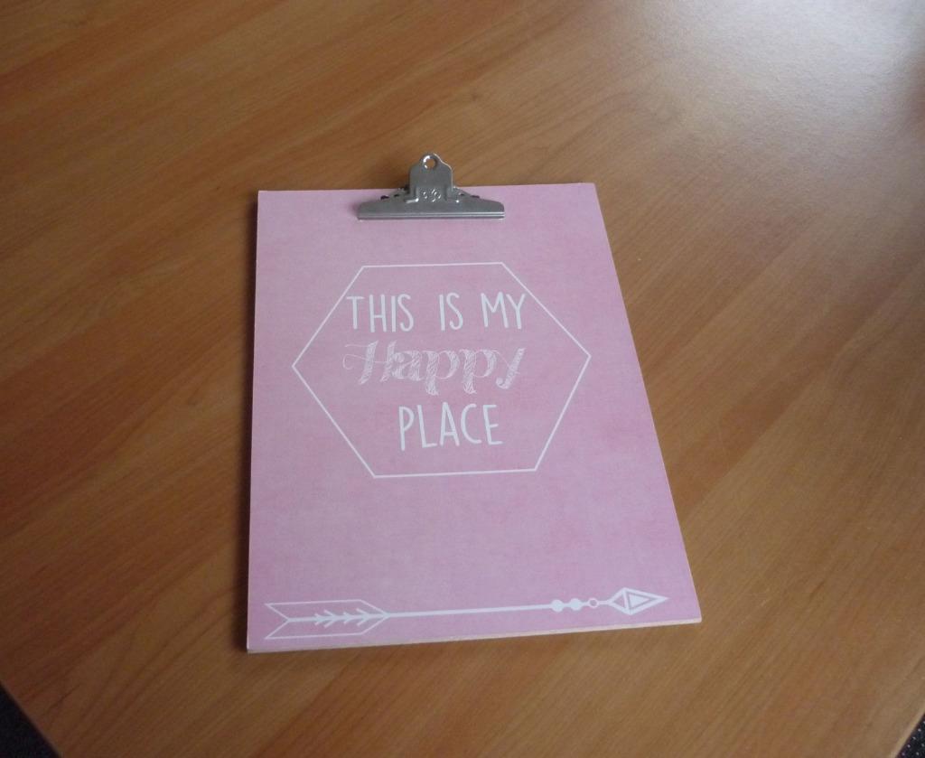 Roze kartonnen klembord clipboard This is my happy place, Enlèvement ou Envoi