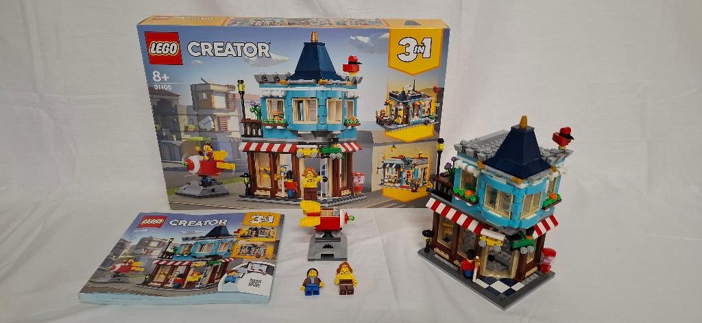 Lego 31105 Townhouse Toy Store, Ophalen of Verzenden, Zo goed als nieuw, Complete set, Lego