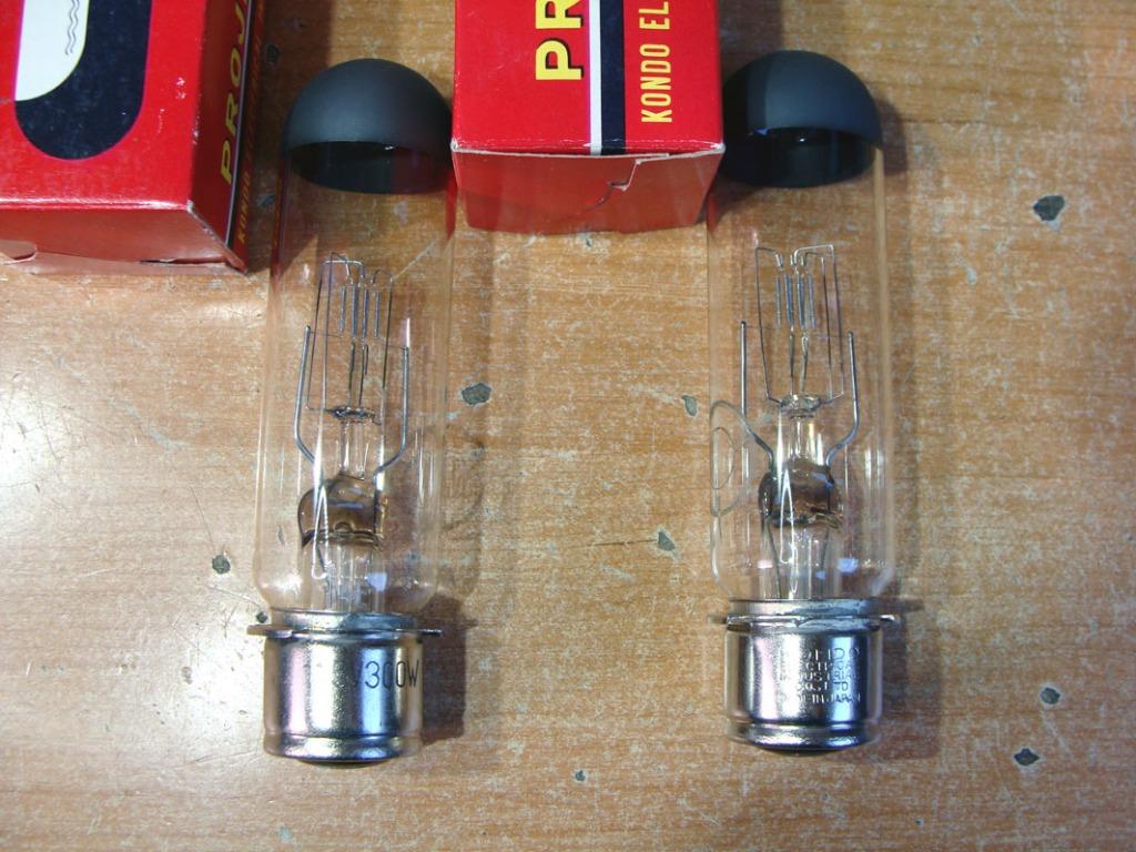 2 Kondo Projectielampen 115V 300W P28S, Ophalen of Verzenden, Accessoire