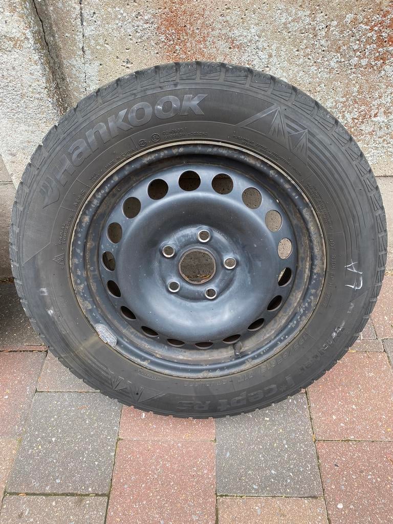 Geschikt voor Vw Golf VI (bouwjaar 2010), Ophalen, Gebruikt, Winterbanden, Band(en)