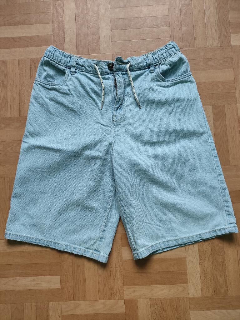 Short JBC 15/16j. Loose fit., Ophalen of Verzenden, Zo goed als nieuw, Jongen, Broek