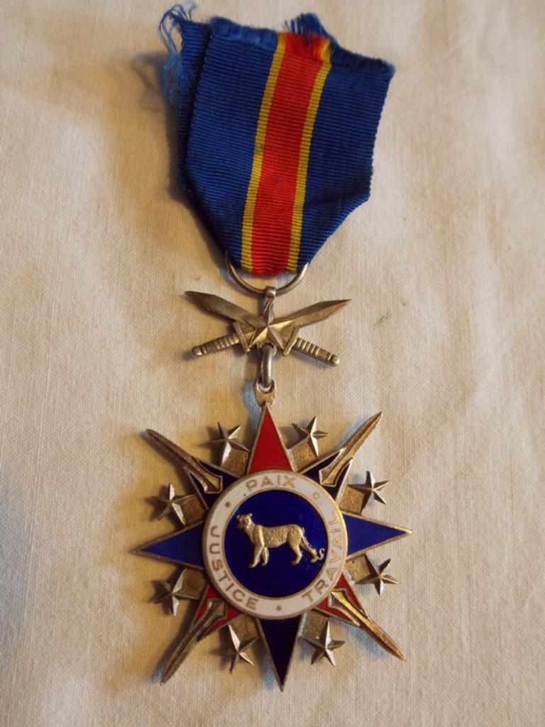 ORDRE NATIONAL  DU LÉOPARD MILITAIRE, Enlèvement ou Envoi, Armée de terre, Ruban, Médaille ou Ailes