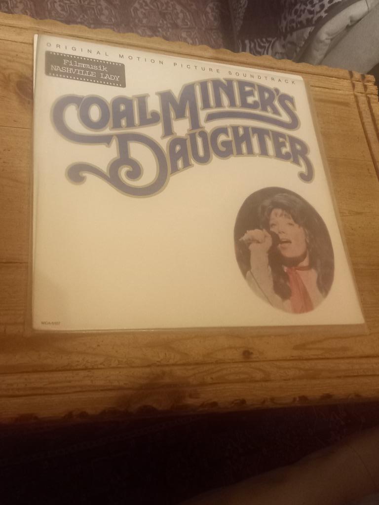 Lp Coal Miner's Daughter, Ophalen of Verzenden, Nieuw in verpakking, Overige formaten