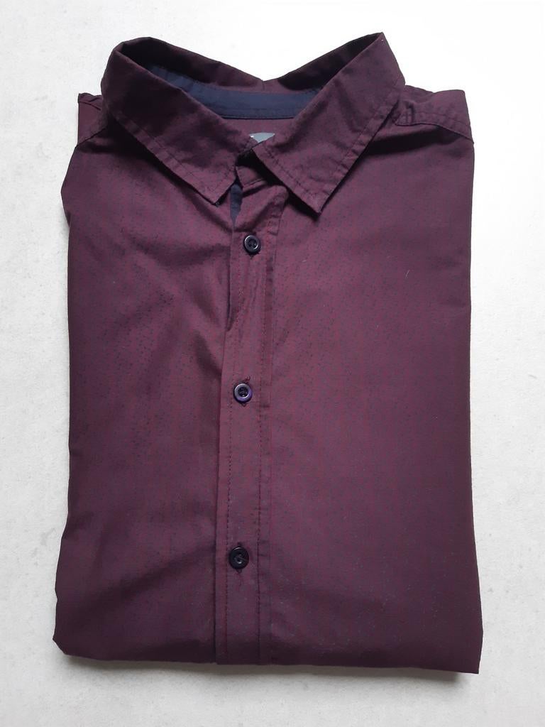 Chemise bordeaux avec motifs TQF taille M, Enlèvement ou Envoi, Comme neuf, TQF, Tour de cou 39/40 (M)