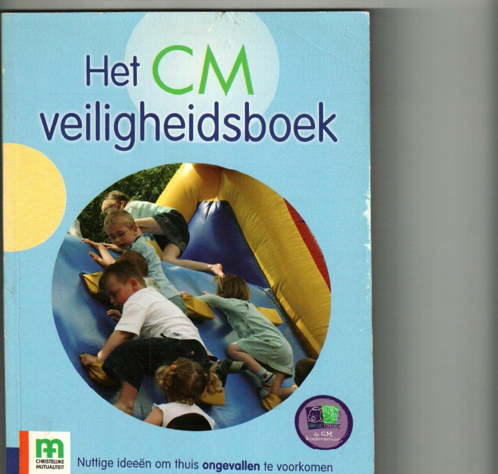 Het CM veiligheidsboek 108 blz, Ophalen of Verzenden, Zo goed als nieuw