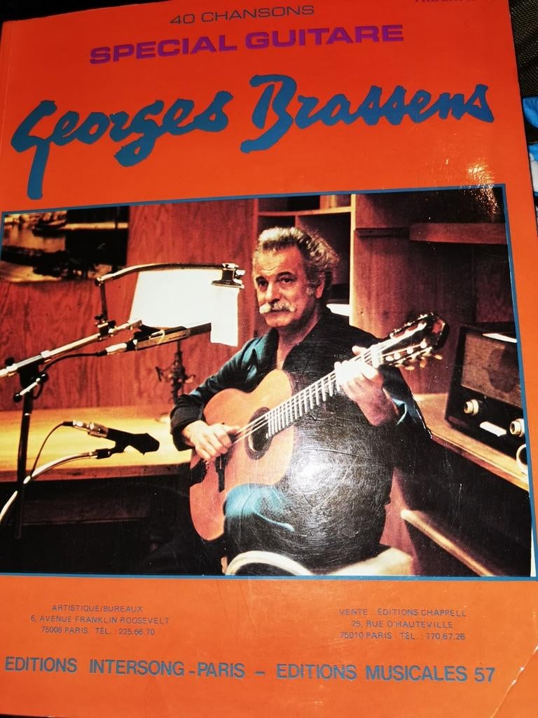 Georges Brassens, partition pour chansonnier, 40 chansons, Artiste ou Compositeur, Comme neuf, Populaire, Chant