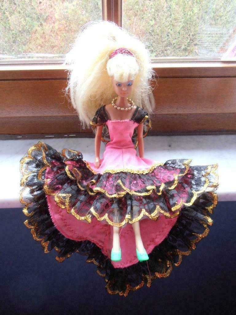 Steffi Love – Cheveux blonds, robe avec traîne - Simba-Toys, Enlèvement ou Envoi, Utilisé, Barbie