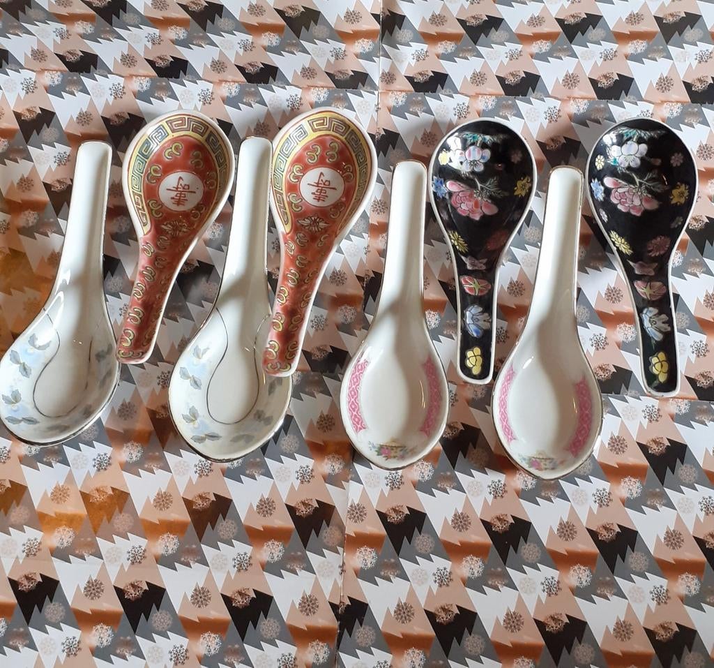 8 cuillères en porcelaine pour potage asiatique, Maison & Meubles, Cuisine | Couverts, Comme neuf, Autres matériaux, Enlèvement ou Envoi