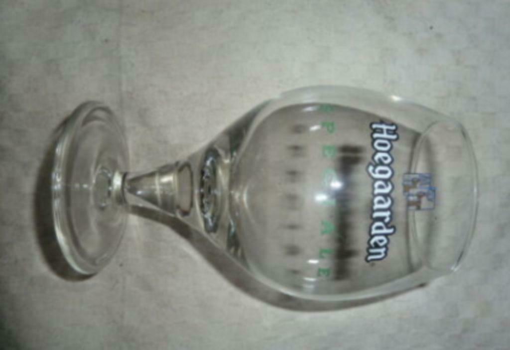 #F bier glas HOEGAARDEN SPECIALE 0,25L, Ophalen of Verzenden, Gebruikt, Bierglas
