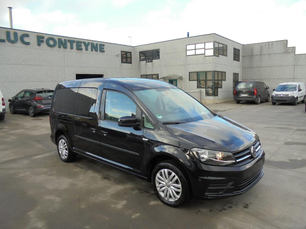 VW CADDY MAXI  20TDI   LICHTE VRACHT  5-PL, Auto's, Bestelwagens en Lichte vracht, Voorwielaandrijving, Stof, Zwart, 4 cilinders