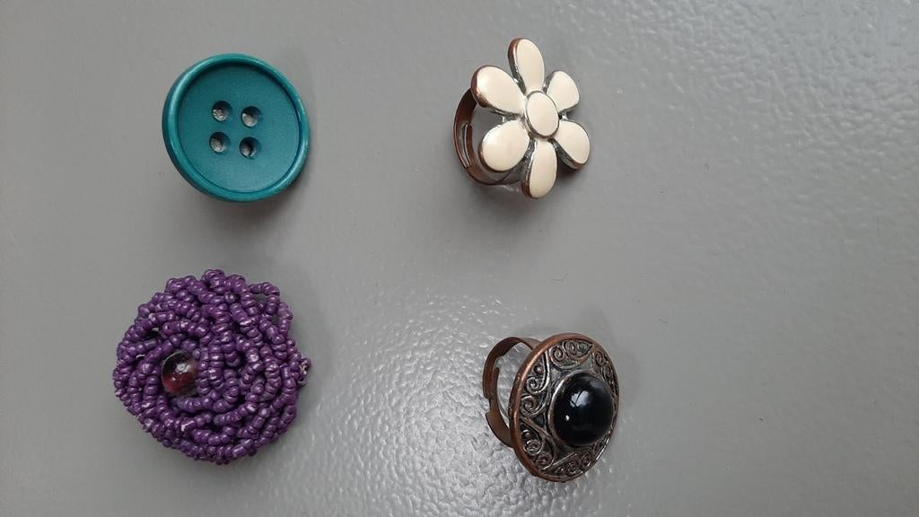 Set van 4 originele ringen, Handtassen en Accessoires, Ringen, Ophalen of Verzenden, Gebruikt, Zwart