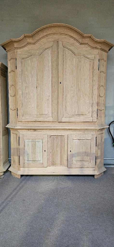 Eiken massieve kast, Huis en Inrichting, Ophalen