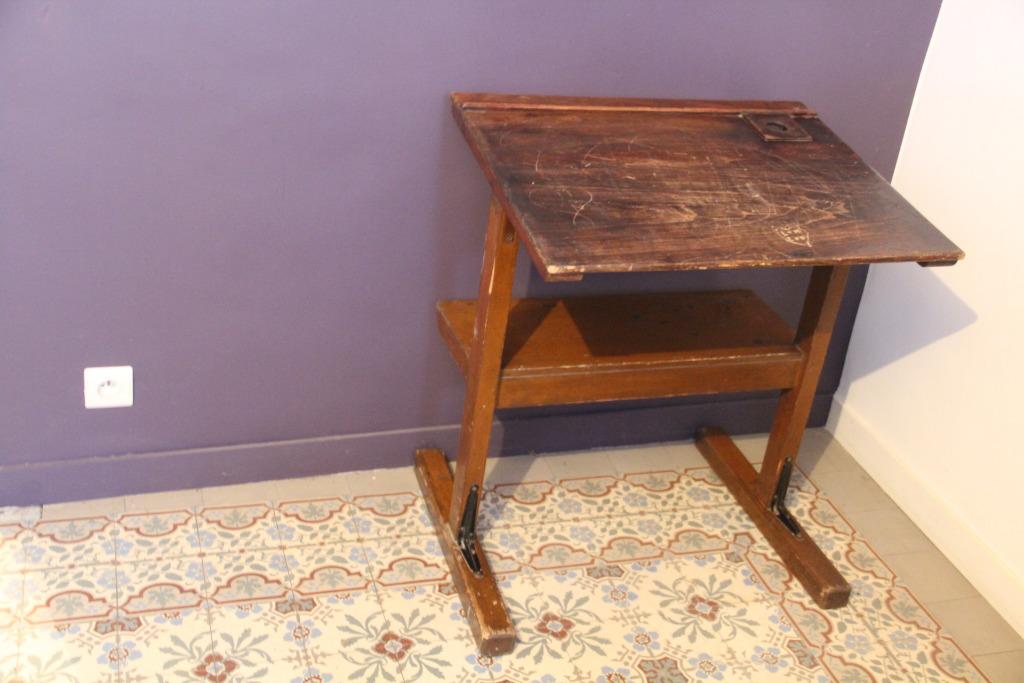 Ancienne table d'écolier, pupitre, Enlèvement