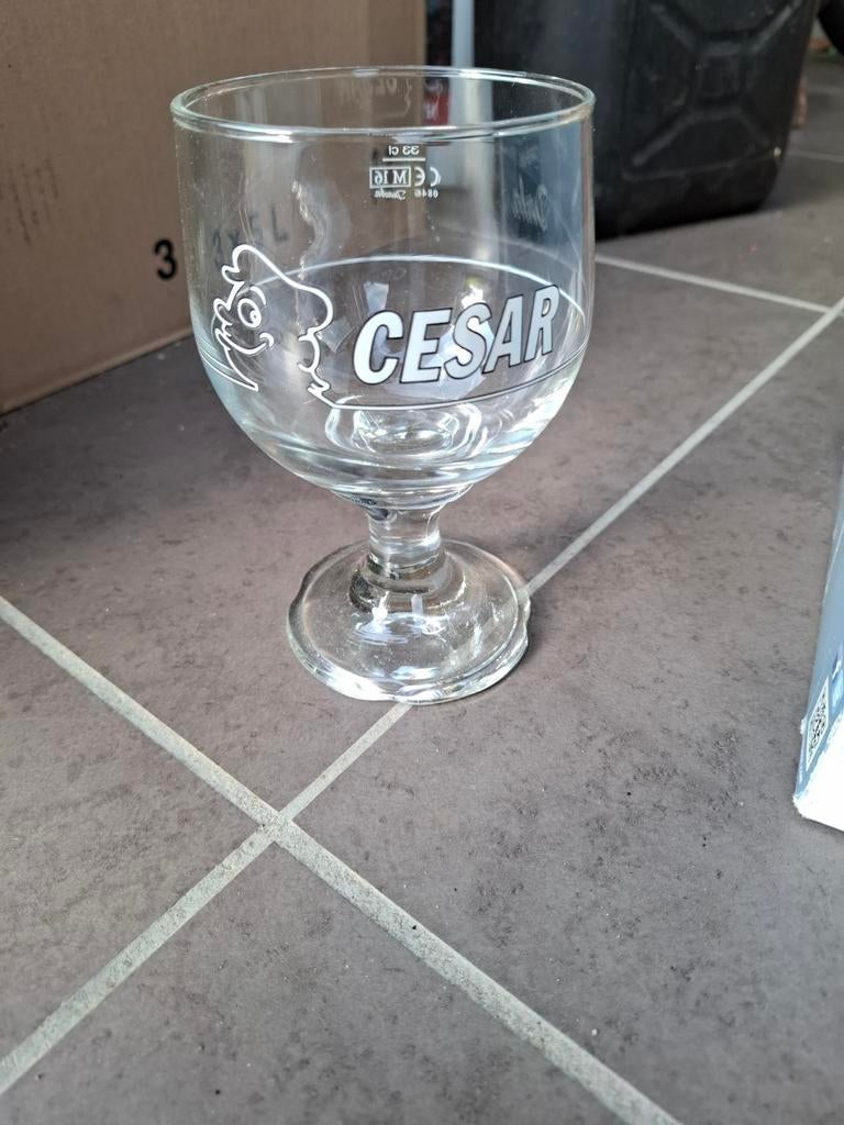 Glas van Cesar(urbanus), Verzamelen, Ophalen of Verzenden