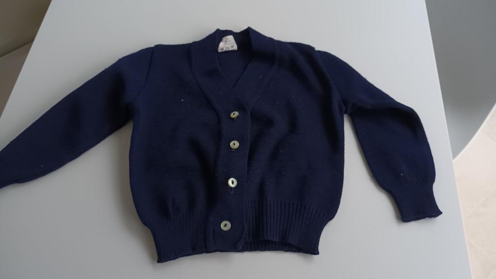 Cardigan tricoté - Taille 92, Enlèvement ou Envoi, Garçon ou Fille, Pull ou Veste
