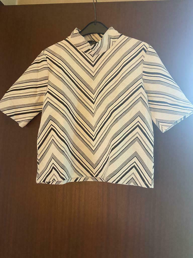 Chemisier noir et blanc, Taille 38/40 (M), Mango, Enlèvement ou Envoi, Comme neuf