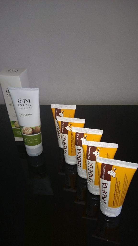 OPI Pro Spa  & Lindesa met bijenwas, Enlèvement ou Envoi, Neuf, Body lotion, Crème ou Huile
