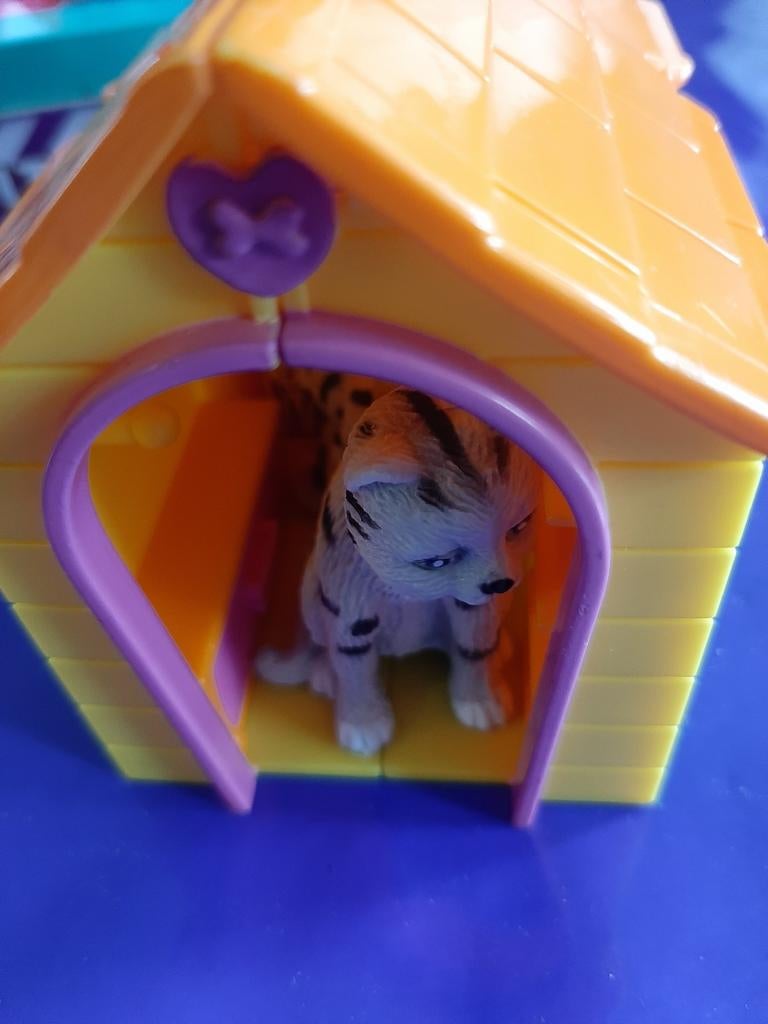 Polly pocket dierenhuisje, Enlèvement ou Envoi, Comme neuf