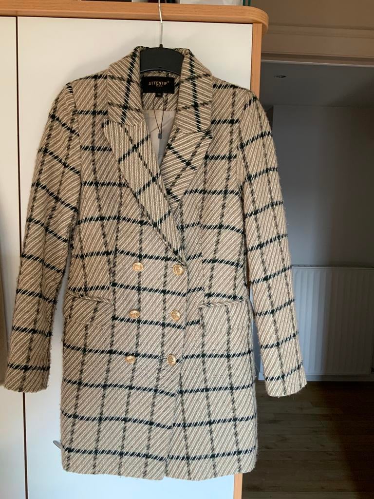 Robe manteau Attentif taille 36 impeccable, Kleding | Dames, Beige, Ophalen of Verzenden, Zo goed als nieuw, Maat 36 (S)