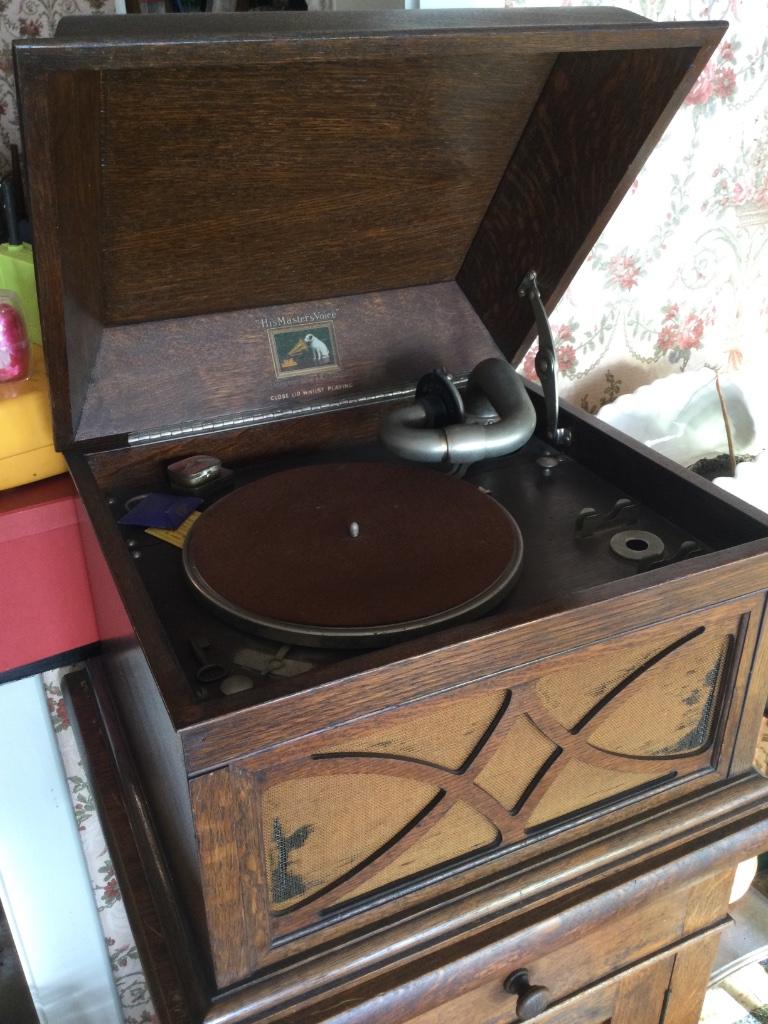 Gramophone His Masters Voice & meuble assorti, Antiquités & Art, Antiquités | TV & Hi-Fi, Enlèvement