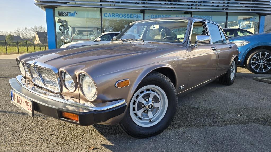 JAGUAR XJ6 4.2 VANDEN PLAS " 58000 KM ", Auto's, Jaguar, Automaat, 4 deurs, Beige, 4200 cc