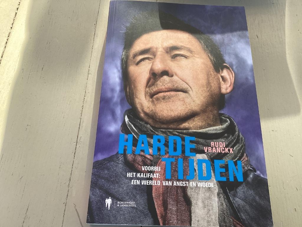 Harde tijden. RUDI Vranckx. Voorbij het kalifaat : een werel, Ophalen of Verzenden, Zo goed als nieuw