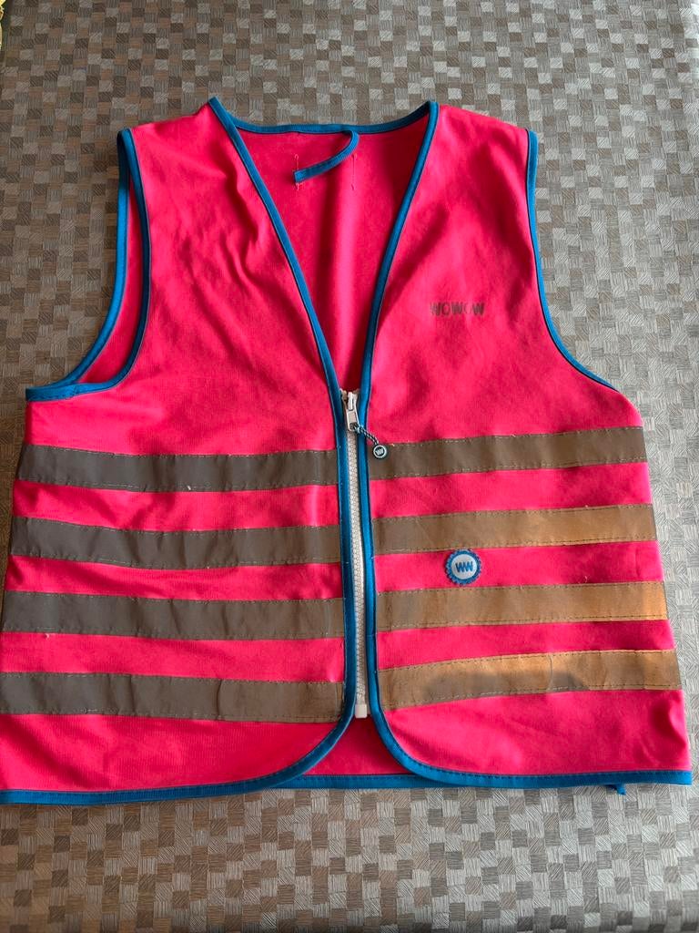 Roze fluohesje Wowow maat 128-134 met rits, Ophalen, Zo goed als nieuw