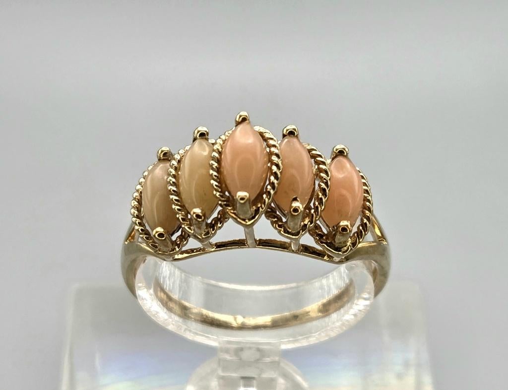 Bague vintage en or avec corail saumon. 2025/878., Bijoux, Sacs & Beauté, Bagues, Autres couleurs, Comme neuf, Or, 17 à 18