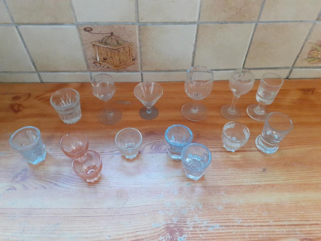 Verres à liqueur pour collection, Enlèvement, Utilisé, Verres et Verres à shot