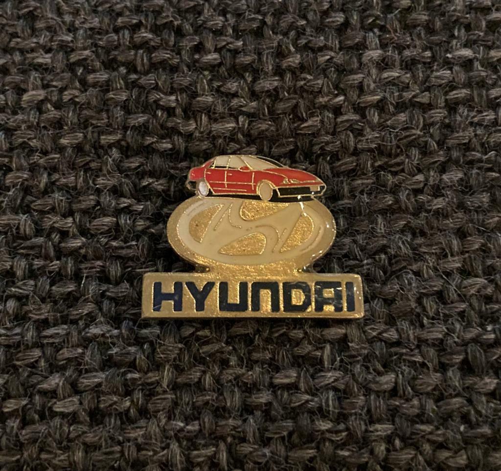 PIN - HYUNDAI - AUTO - VOITURE - CAR, Envoi, Utilisé, Transport, Insigne ou Pin's