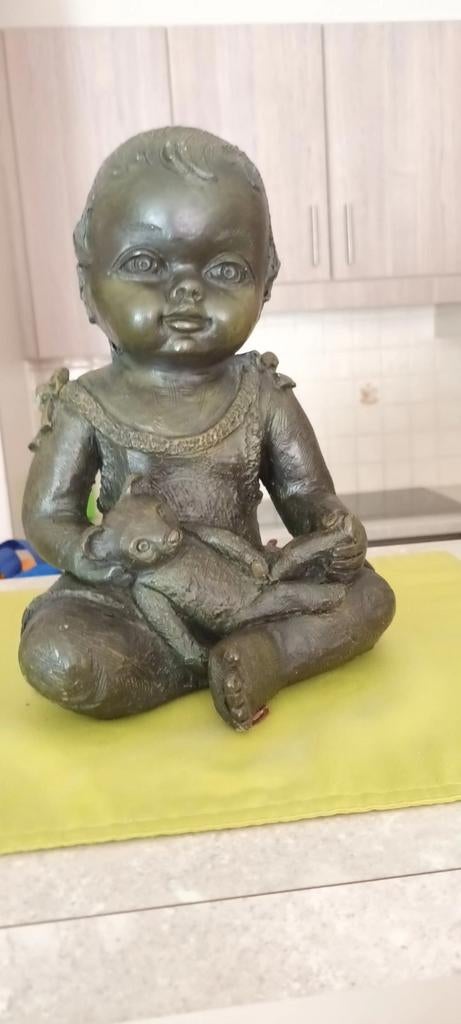 zwaar bronzen beeldje MEISJE weegt wel ongeveer. 2 a 3 kg, Antiek en Kunst, Ophalen
