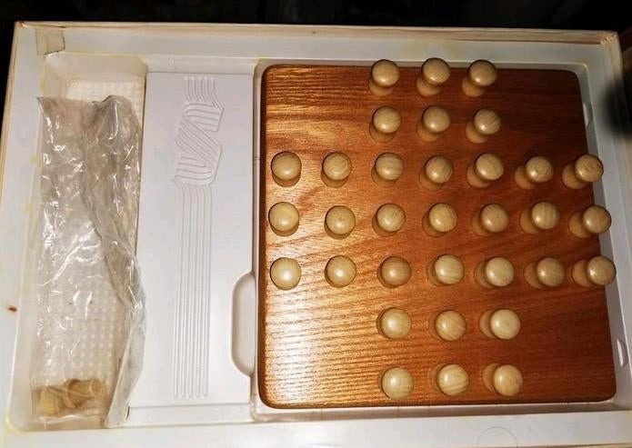 Ancien jeu de plateau en bois, jeu de solitaire, complet com, 1 ou 2 joueurs, Enlèvement ou Envoi, Comme neuf, Edmond dujardain